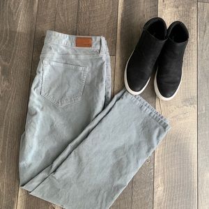 LANDS END mid rise straight leg corduroy gray